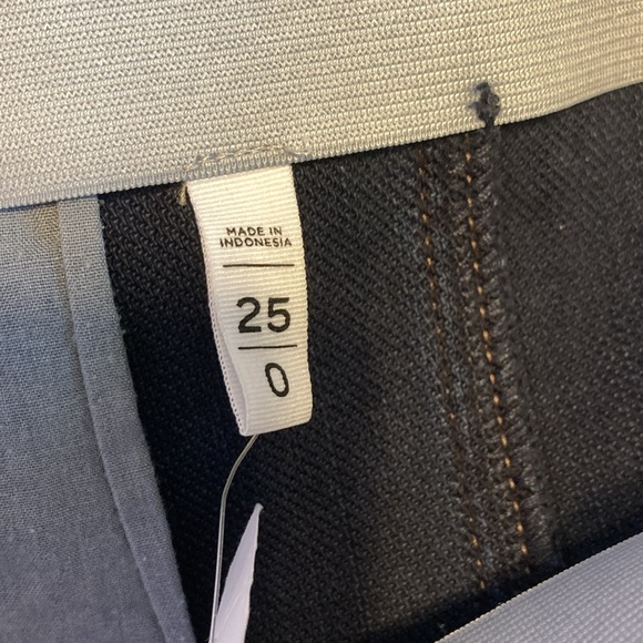 NWT loft Jean skirt - Picture 7 of 8